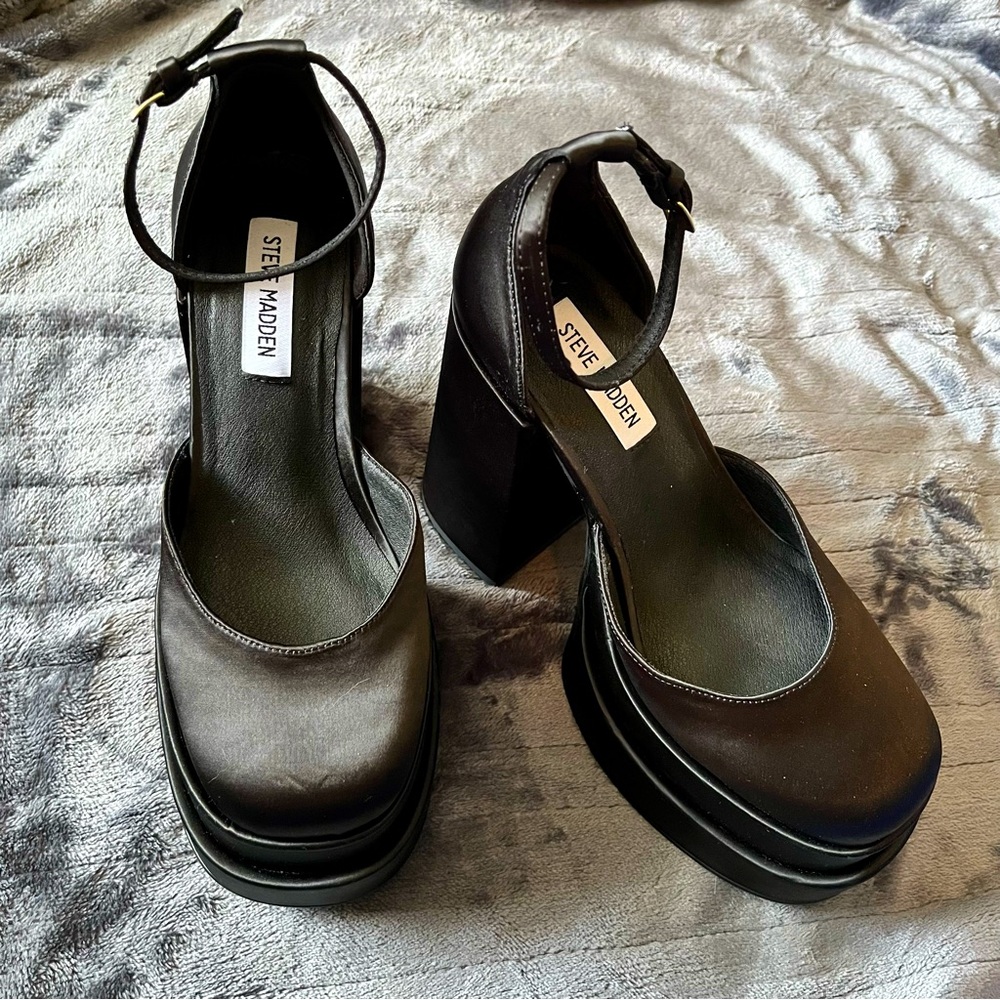 Steve Madden Charlize Satin Heels Pumps